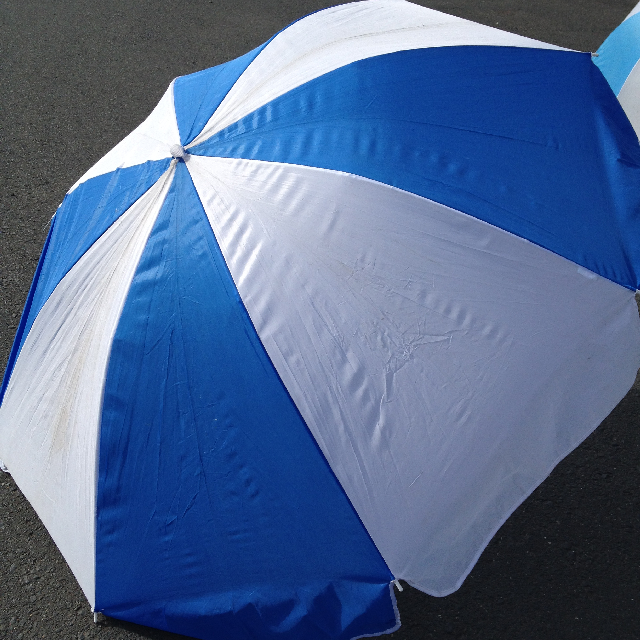 UMBRELLA, Beach - Blue & White